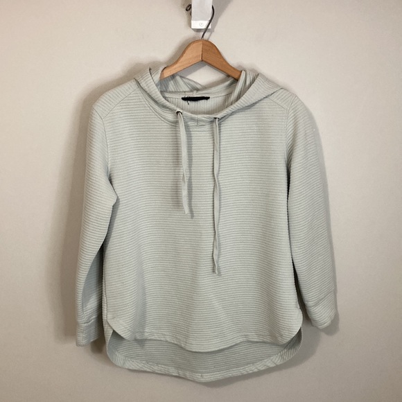 Jane and Delancey Tops - Cute Light Greenish Gray Sweatshirt Top, Jane and Delancey, Size Medium